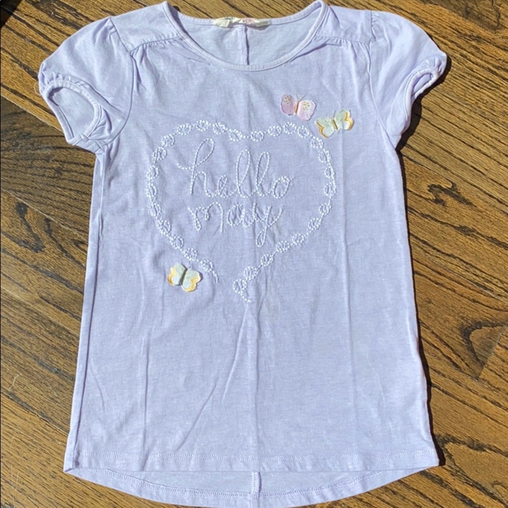 H&M T-shirt size 6 -8
